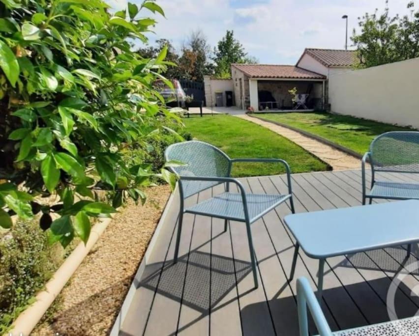 Gite La Bulle Avec Jardin A 15 Min Des Plages Saint-Benoist-sur-Mer Ngoại thất bức ảnh
